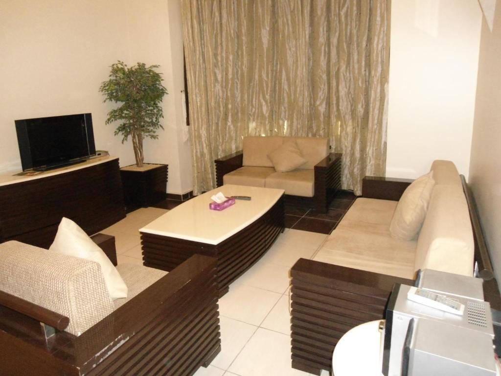 Al Tayyar Suites & Hotel Apartments - Riyadh Bilik gambar